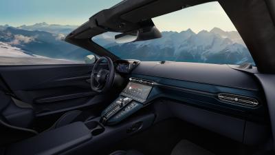 Aston Martin Vantage Roadster - interior